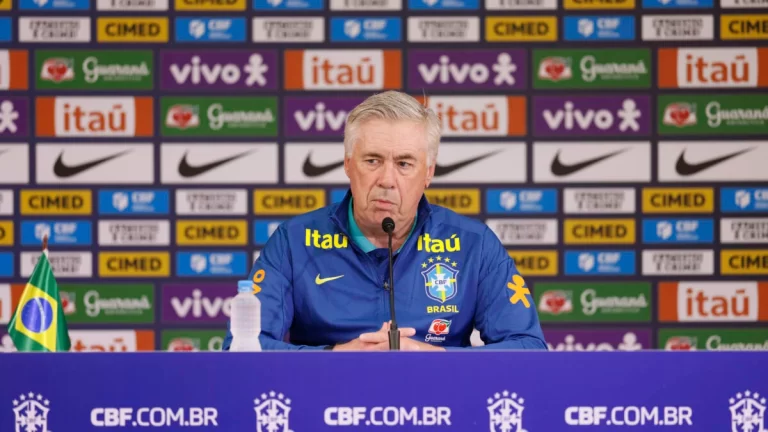 Ancelotti estreia no comando da Seleção diante da torcida brasileira.