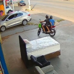 Homem é preso após incentivar filho de 14 anos a roubar bicicleta em Aparecida de Goiânia.