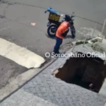 Estudante cai em buraco após calçada ceder em Manaus