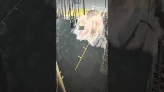 Enxurrada rompe parede de academia durante temporal em São Paulo