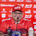 Vila Nova embala na Série B: liderança momentânea e discurso de intensidade de Guto Ferreira