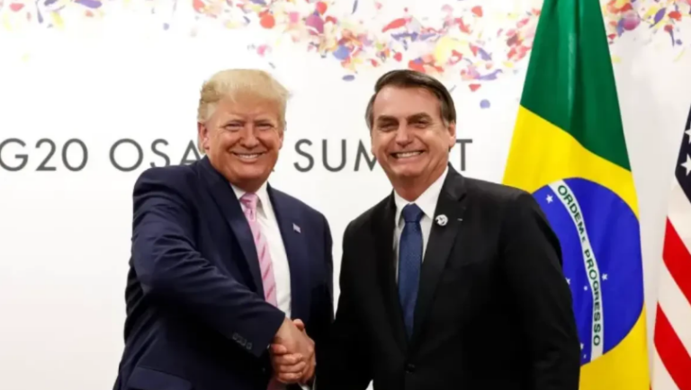 Ex-subsecretária dos EUA avalia que medidas de Trump em relação ao Brasil têm sinal político
