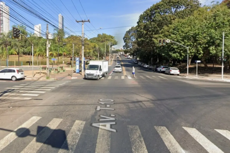 Goiânia implanta primeira “esquerda livre” no trânsito